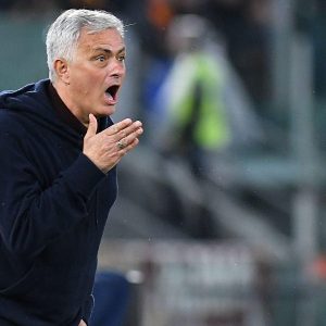 Mourinho có nhiều lựa chọn nếu rời Roma.