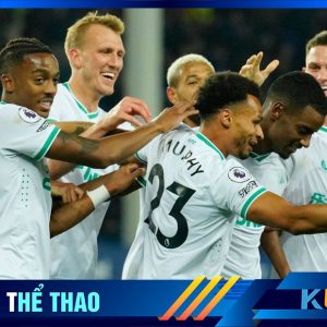 Newcastle tranh suất dự Champions League