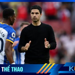 Khuôn mặt buồn tủi của HLV người Tây Ban Nha Arteta sau trận thua 3-0