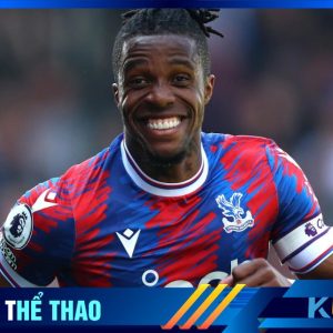 Zaha tỏa sáng trong màu áo Crystal Palace