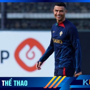 Ronaldo cười rất tươi trong lần hội quân cùng đội tuyển Bồ Đào Nha