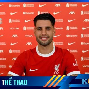 Ảnh của Dominik được đăng trên trang chủ của CLB Liverpool