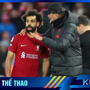 Kubet cập nhật hình ảnh HLV Klopp chỉ đạo Salah trong một trận đấu của Liverpool