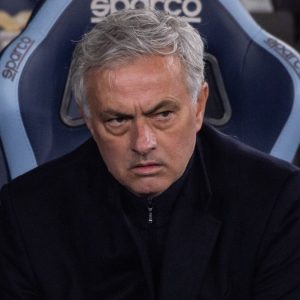 Các câu lạc bộ của Jose Mourinho đã trả bao nhiêu để sa thải ông khi ông chủ cũ của Man Utd rời Roma-Kubet