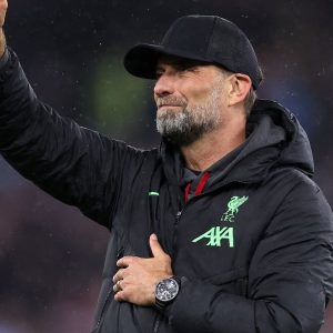 Jurgen Klopp nhắm tới cú chia tay tàn bạo với Rio Ferdinand trước trận chia tay Liverpool-Kubet